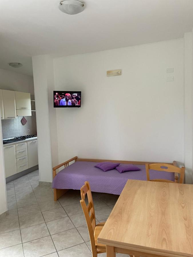 Villa Angela Case Vacanza Вьесте Экстерьер фото